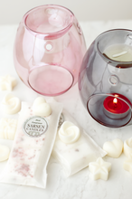 Load image into Gallery viewer, Black Pomegranate Soy Wax Melt