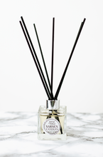 Load image into Gallery viewer, Rock Salt and Driftwood Reed Diffusers