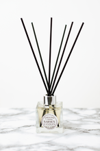 Load image into Gallery viewer, Cranberry, Orange &amp; Cinnamon Reed Diffusers
